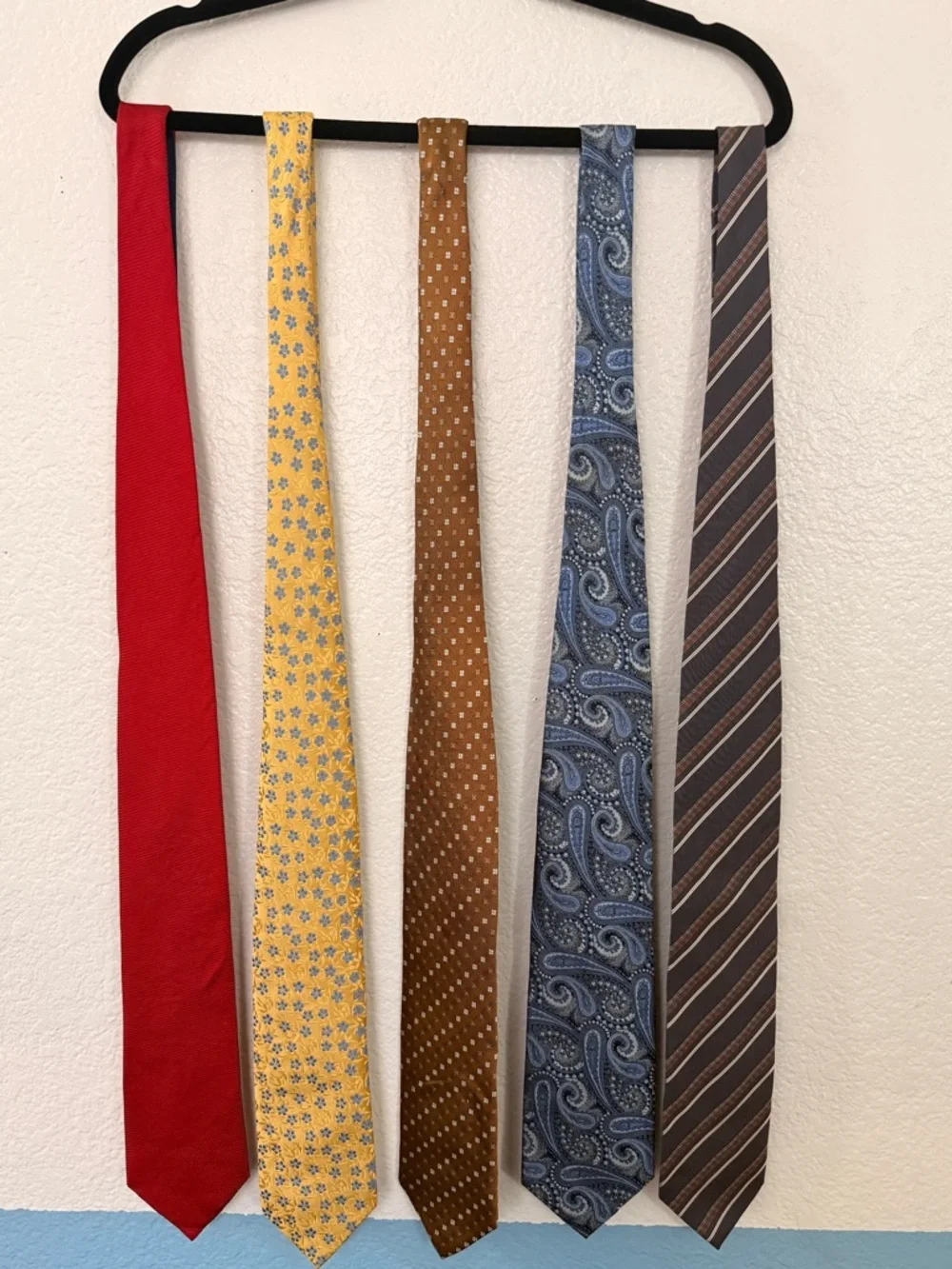 Men's Necktie